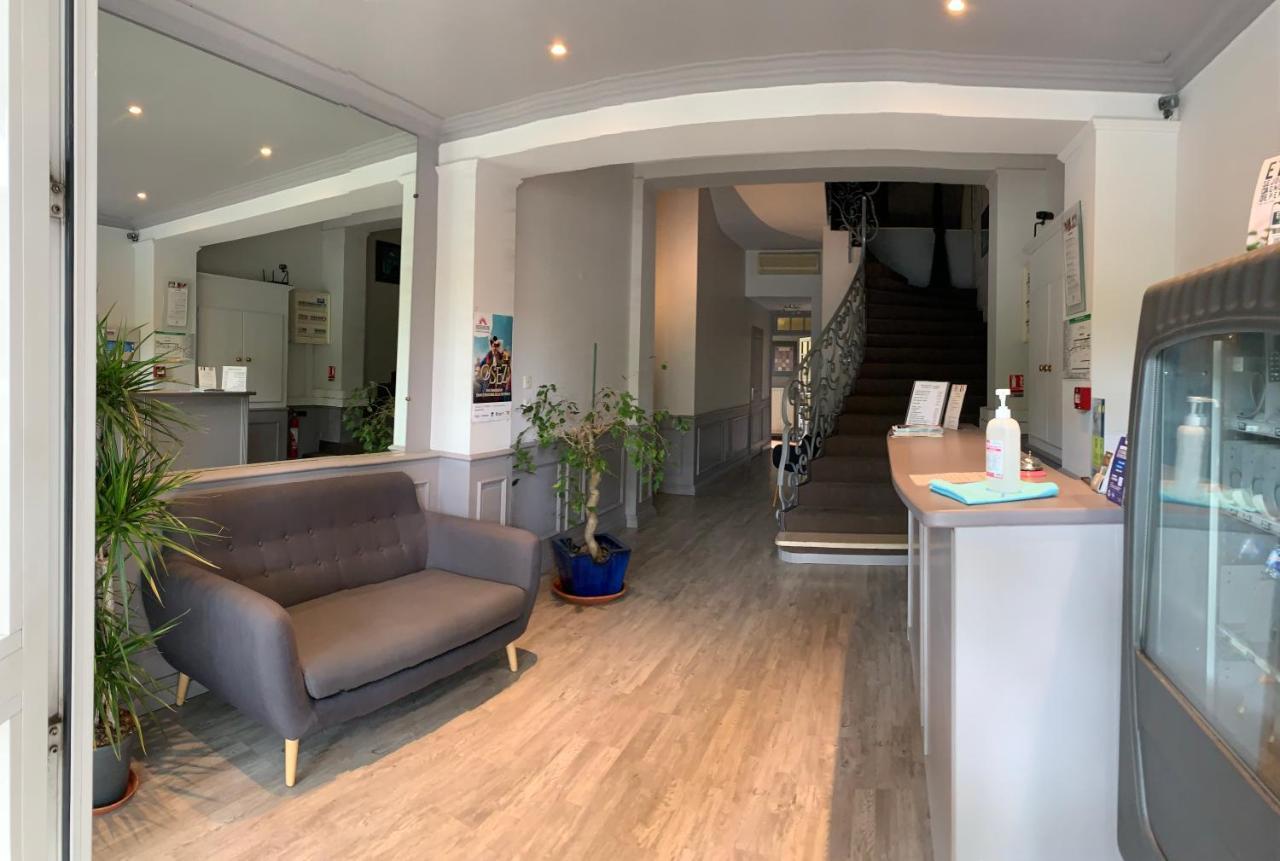 Logis Hotel Du Midi Salon-de-Provence Eksteriør bilde