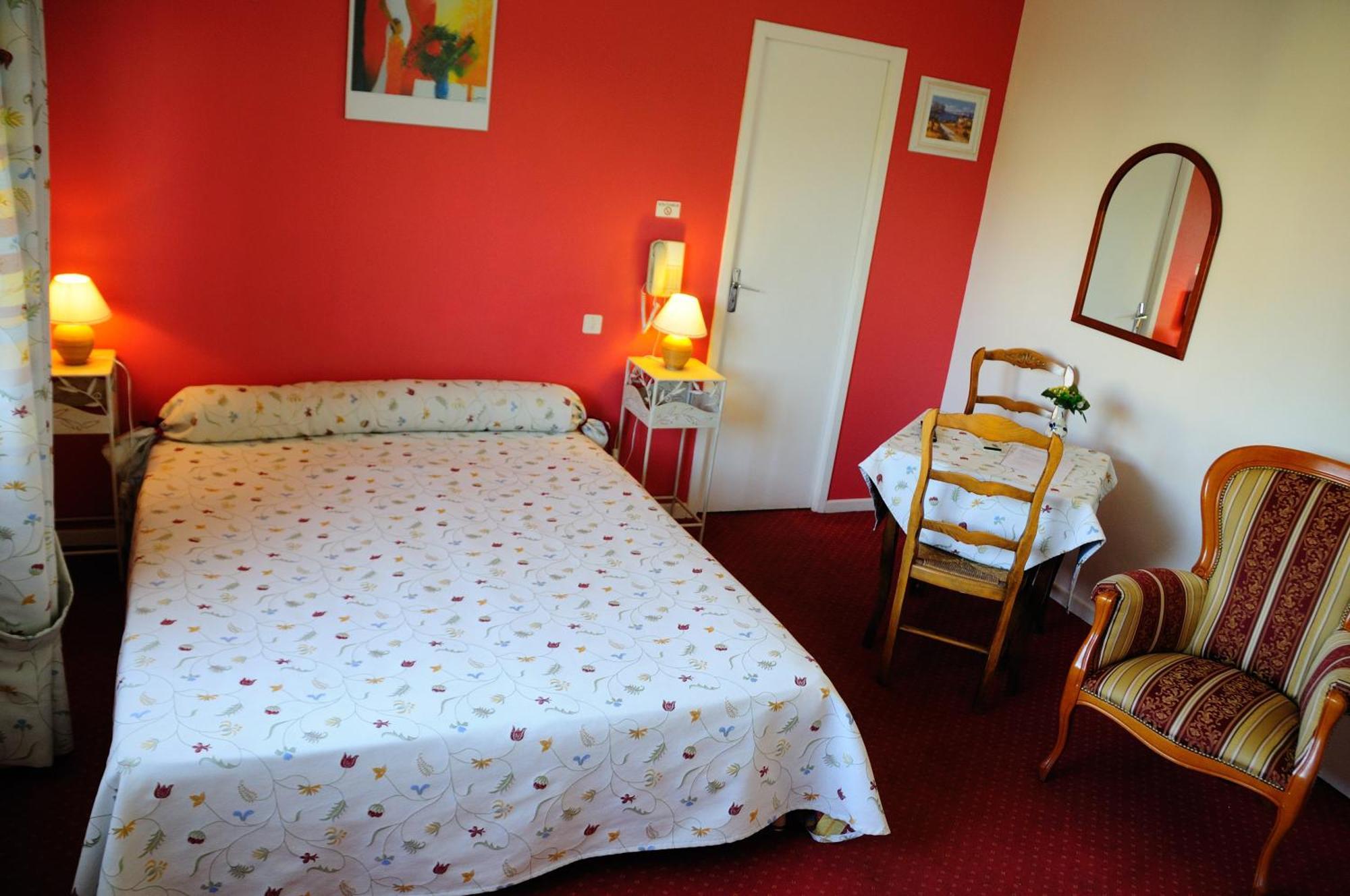 Logis Hotel Du Midi Salon-de-Provence Eksteriør bilde