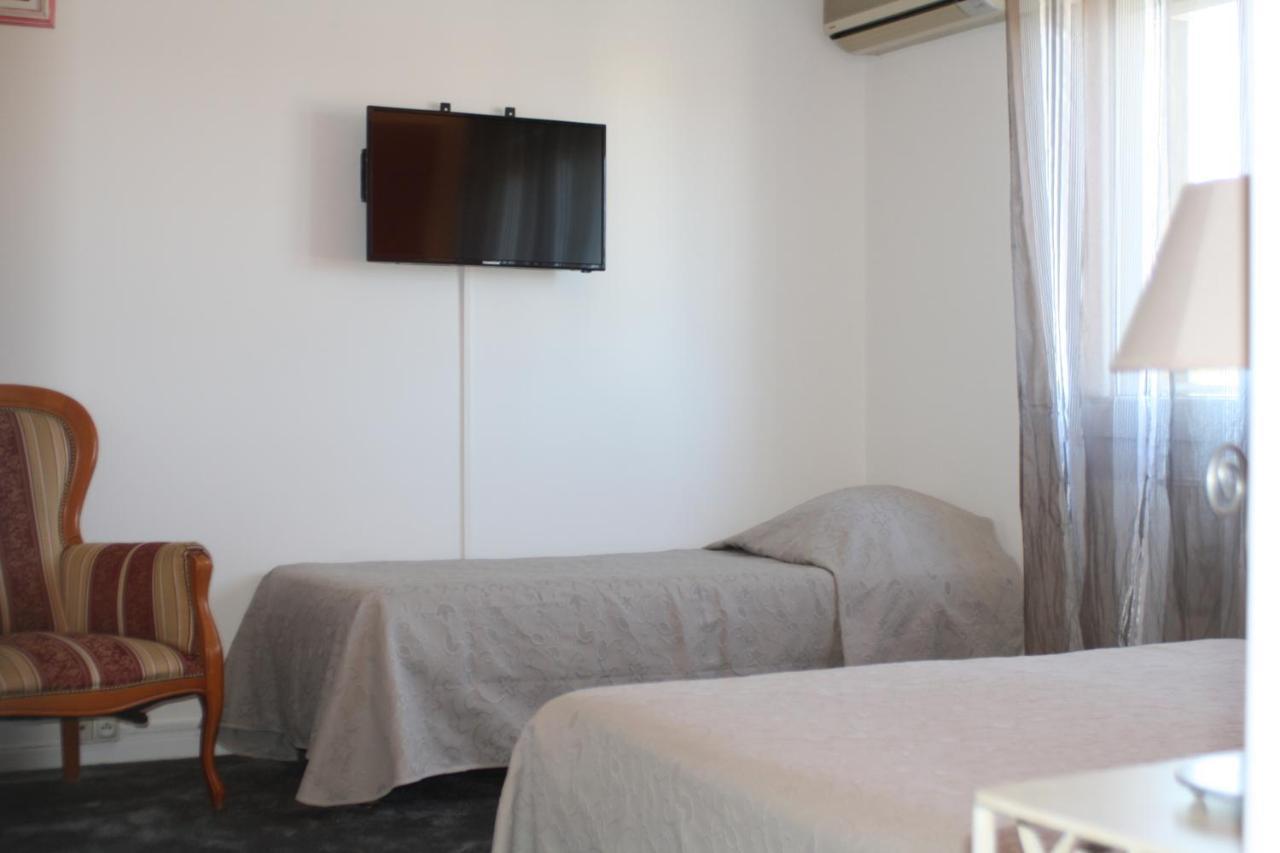 Logis Hotel Du Midi Salon-de-Provence Eksteriør bilde