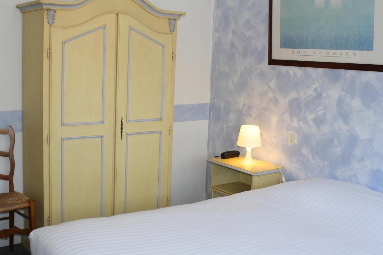 Logis Hotel Du Midi Salon-de-Provence Eksteriør bilde